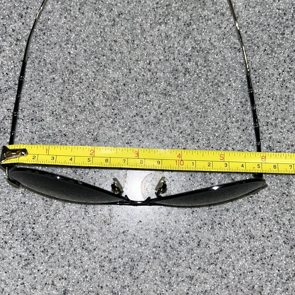 RARE GUCCI Silver & black bamboo frame aviator shape sunglasses with Gucci case